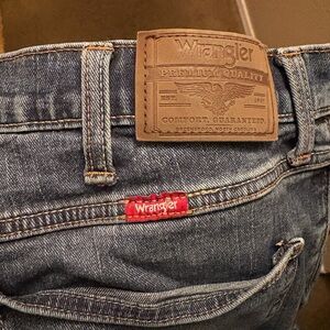 Wrangler Blue Relaxed Jeans Classic Comfort